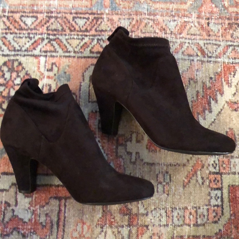 Brown heeled BCBG booties size 8.5
